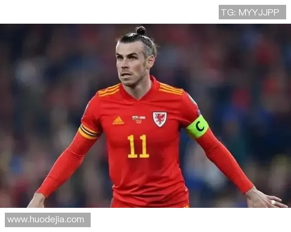 揭秘足球圈中的同性恋明星及他们的故事与影响 揭秘足球圈中的同性恋明星及他们的故事与影响