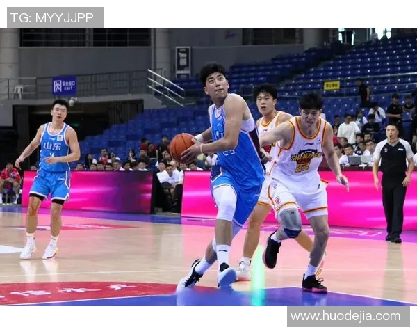 赛后分析:北京篮球队与杭州篮球队的战术对决与启示 赛后分析:北京篮球队与杭州篮球队的战术对决与启示