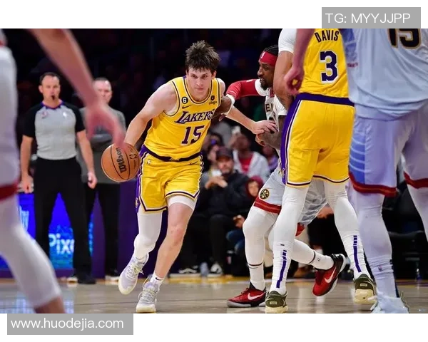 重庆篮球队的崛起之路:钻石联赛中的奋斗与荣耀 重庆篮球队的崛起之路:钻石联赛中的奋斗与荣耀