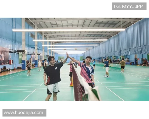 重庆羽毛球队状态分析与未来展望聚焦羽毛球运动发展与团队建设 重庆羽毛球队状态分析与未来展望聚焦羽毛球运动发展与团队建设